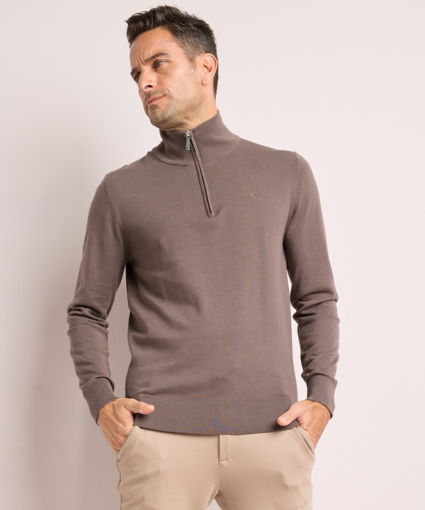 #Taupe